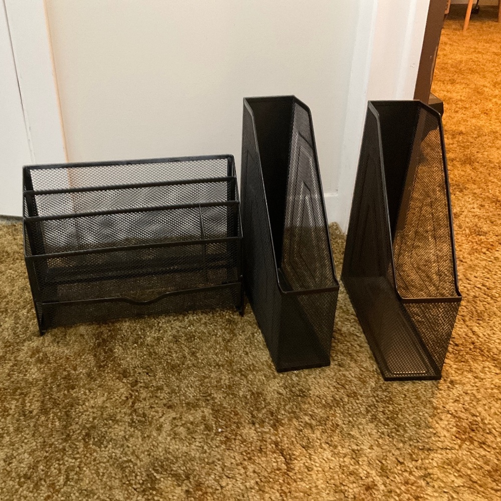 Black metal desk organizer and 2 file holders